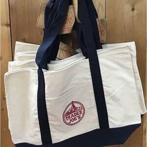 NWT LARGE Trader Joe’s Tote Bag